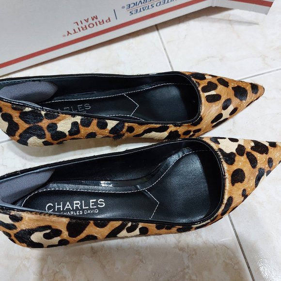Charles David Furry Leopard Print Pointy Toes High Heel Pumps Shoes Sexy - Picture 10 of 10